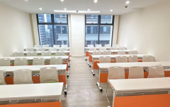 ��ѵ���� �������� Ա������ �ϰ����� ֧�ֶ���